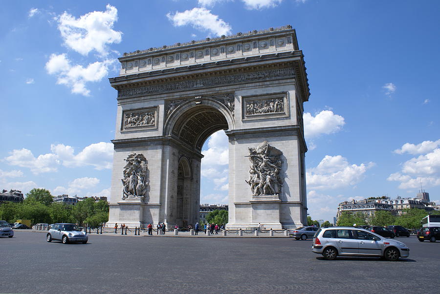 Arc De Triumph In Paris 2 Photograph by Tracy Dugas