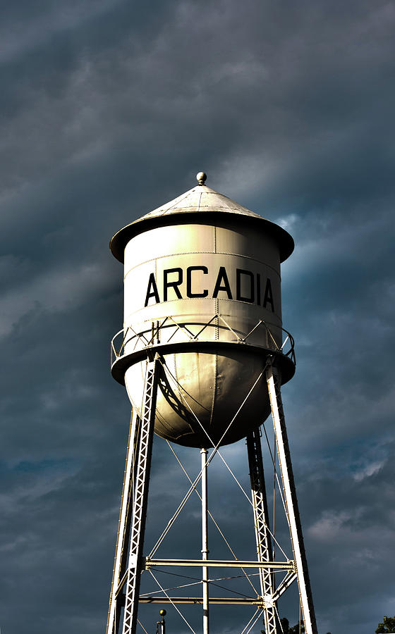 Arcadia Water Tower Photograph by Eugene Campbell