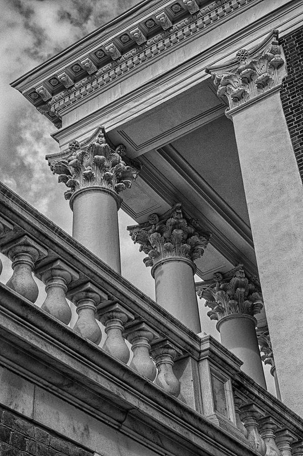 Thomas Jefferson Photograph - Architecture at the Rotunda by Cliff Middlebrook