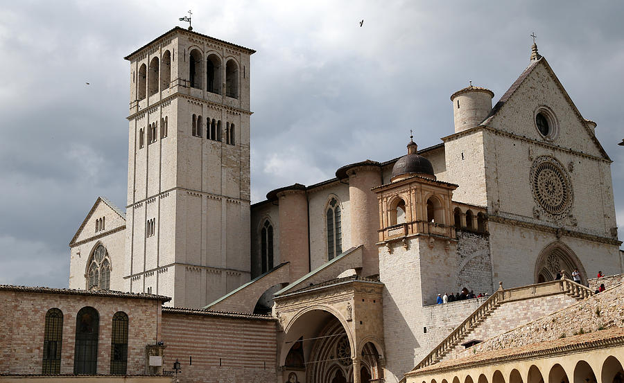 Assisi Italy 10 Photograph by Andrew Fare