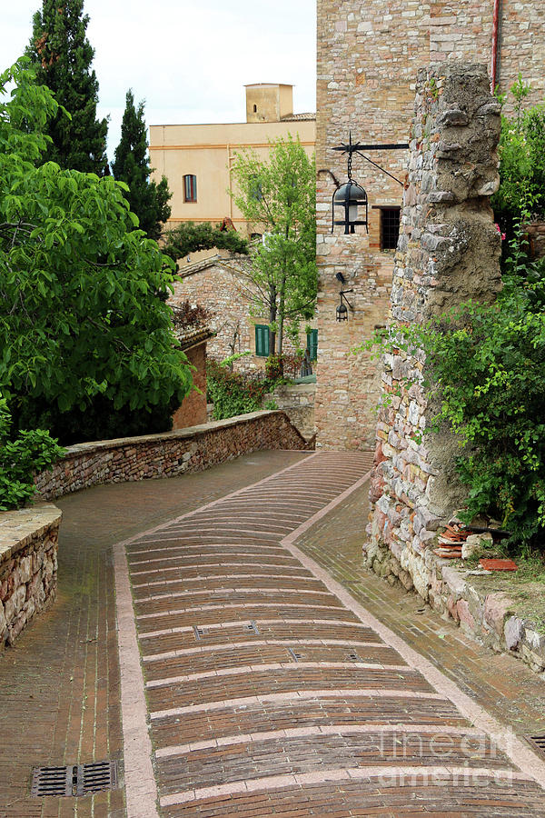 Assisi Walkway 1395 Photograph by Jack Schultz