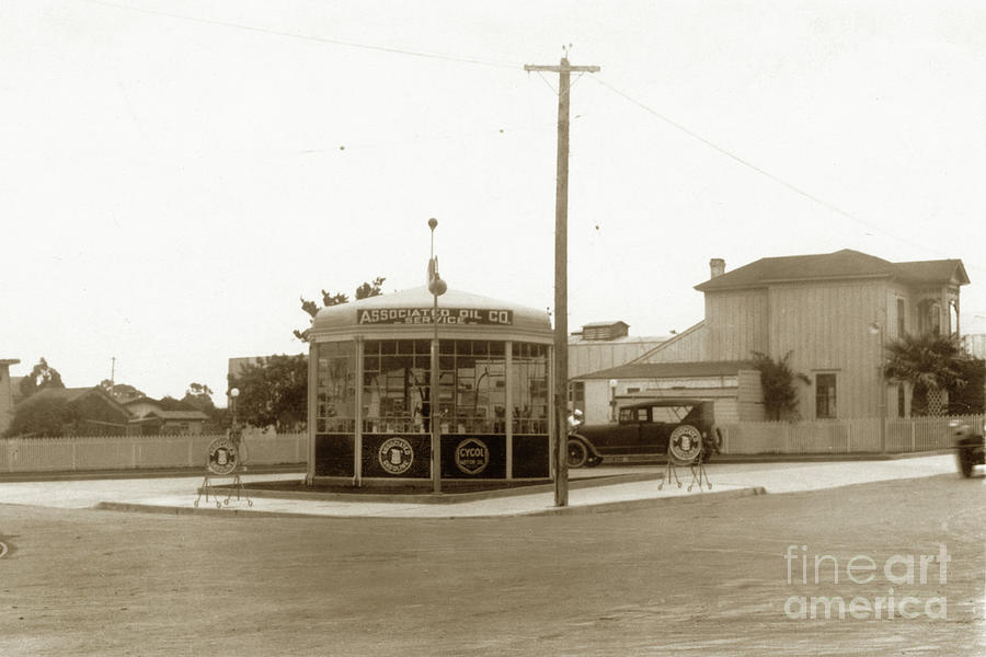 Associated Photograph - Associated gas station  Munras Avenue and Webster Street, Monterey 1924 by Monterey County Historical Society