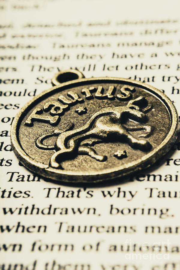 Astrological definition in Taurus by Jorgo Photography