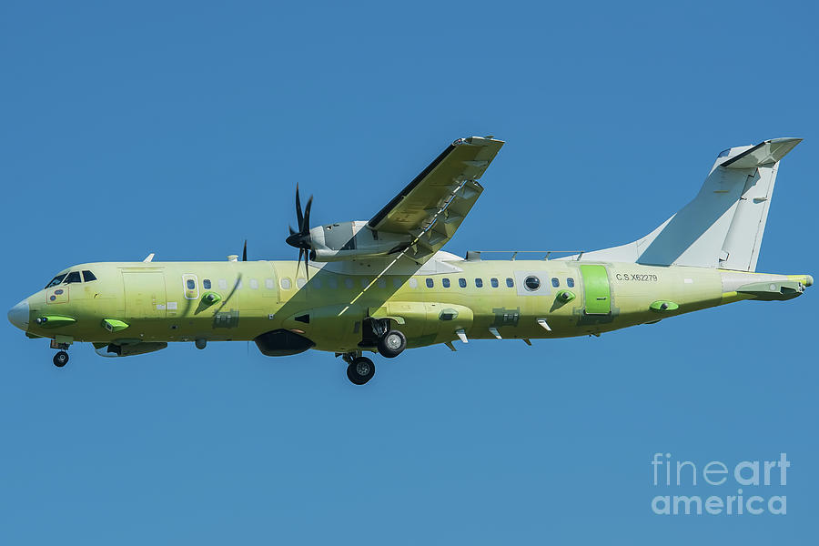 ATR 72 in Primer Livery Photograph by Roberto Chiartano - Pixels