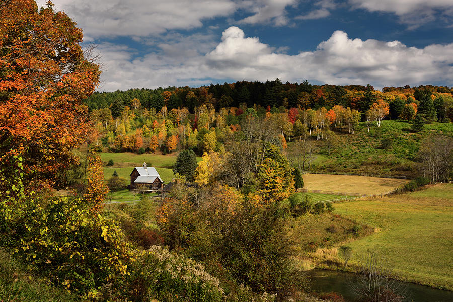 Autumn tree colors at Sleepy Hollow Farm Homestead on Cloudland ...