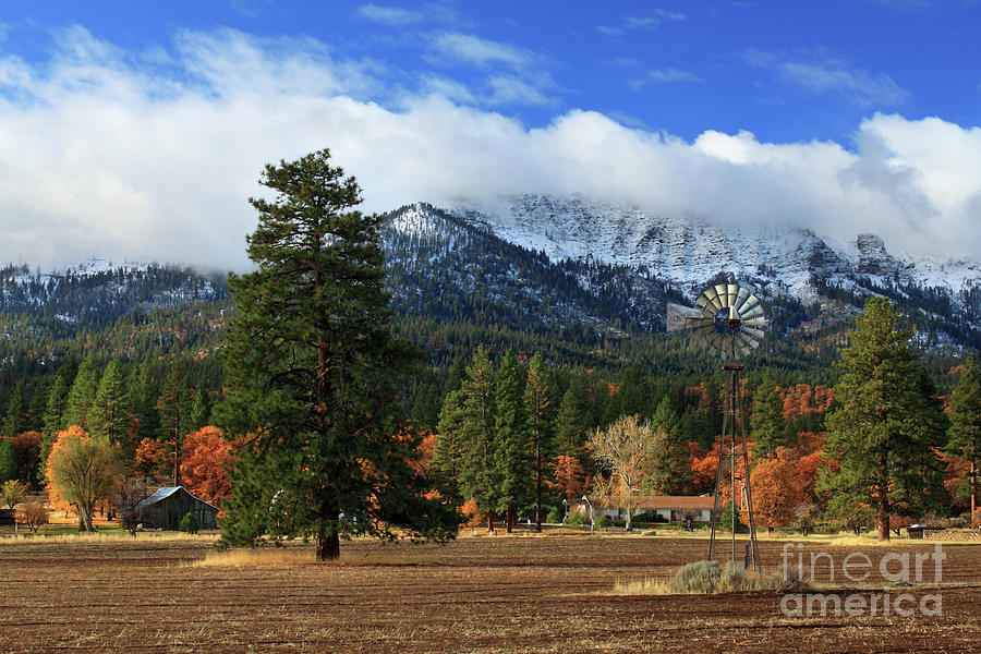Autumn Windmill At Thompson Peak Photograph by James Eddy