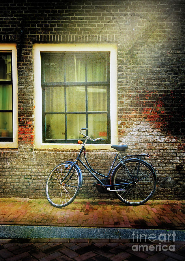 Avancer Bicycle Photograph by Craig J Satterlee