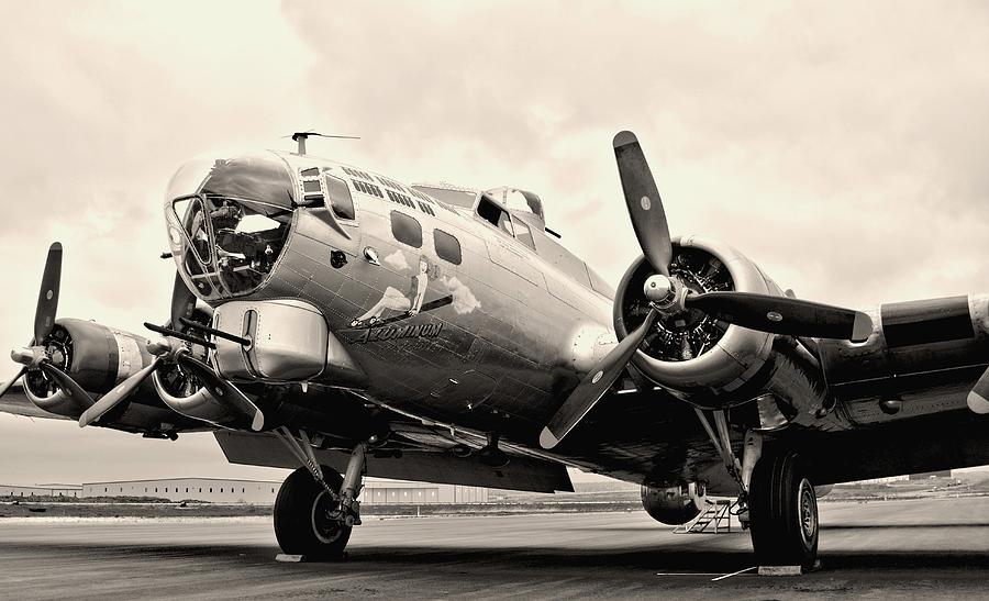 B-17 Bomber Airplane Photograph by Amy McDaniel