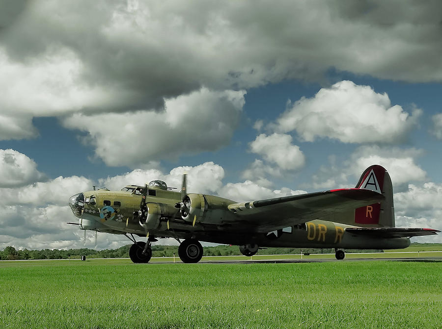 B 17 Flying Fortress Photograph By Bill Dussault - Fine Art America