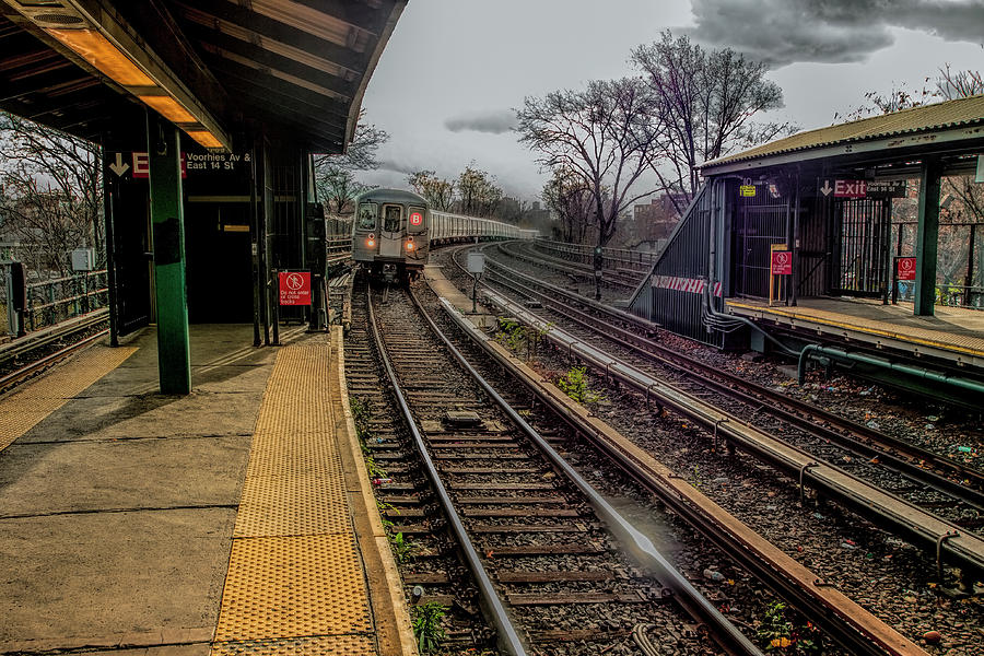 B Train at Voorhies Photograph by S Paul Sahm