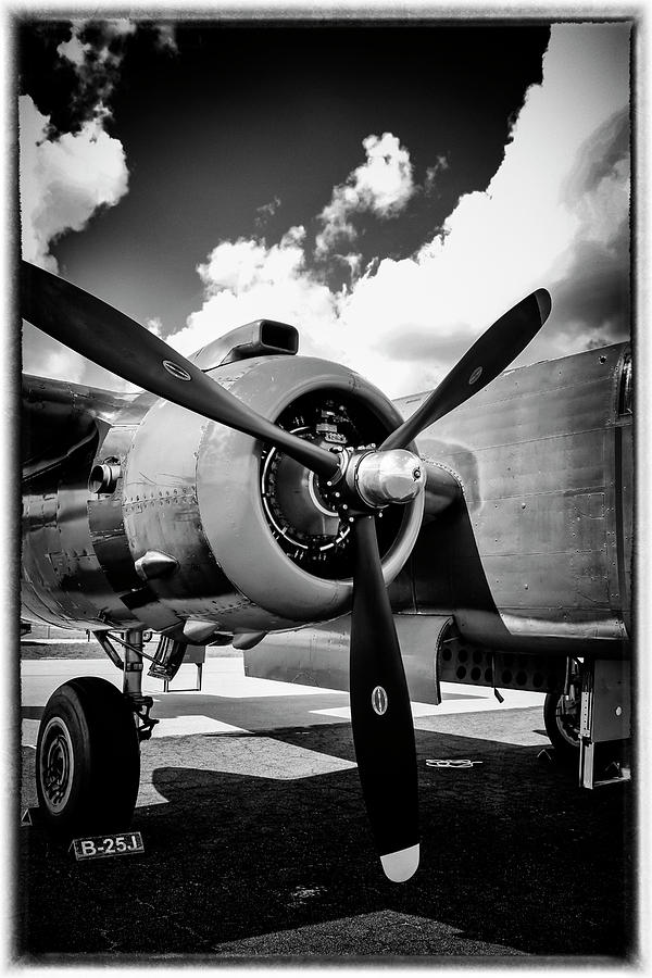 B25 Radial engine Photograph by Chris Smith