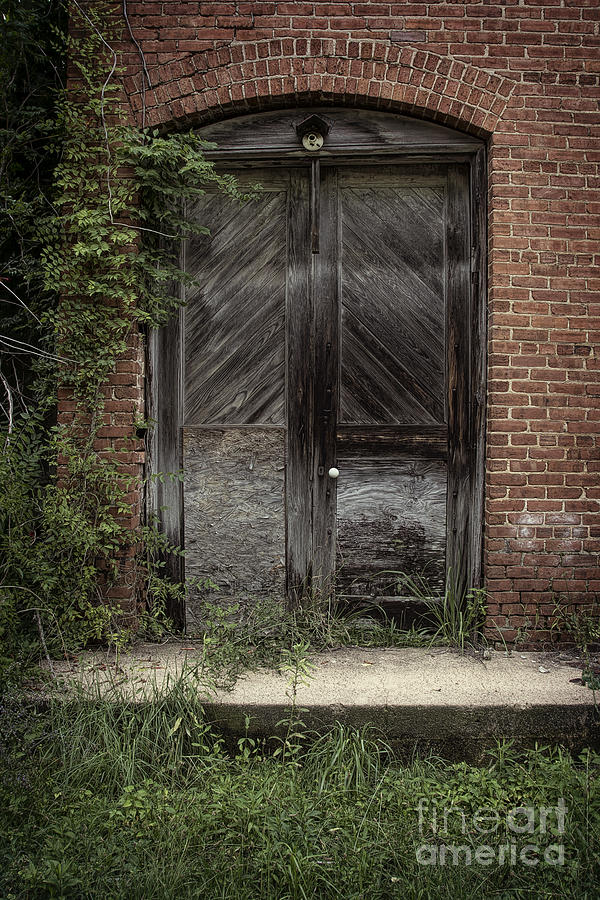 Brick Photograph - Backstreet Entrance by Ken Johnson