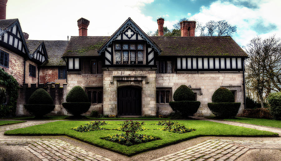 Baddesley Clinton Hall Photograph by Nick Bywater