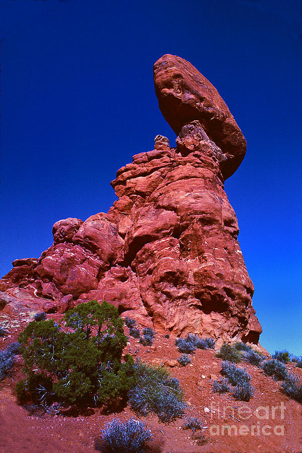 Balanced Rock Photograph by Ken DePue