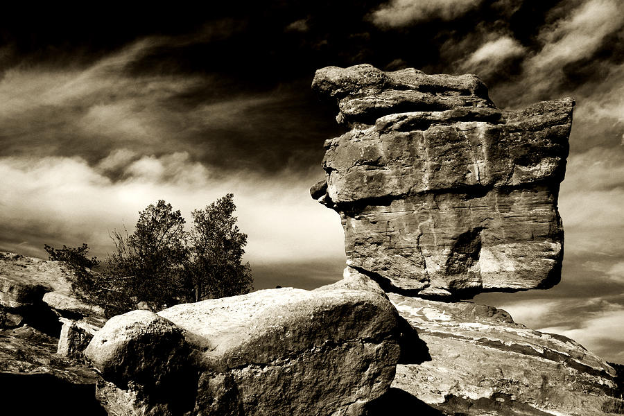 Balanced Rock at Garden of the Gods #1 Photograph by Toni Hopper