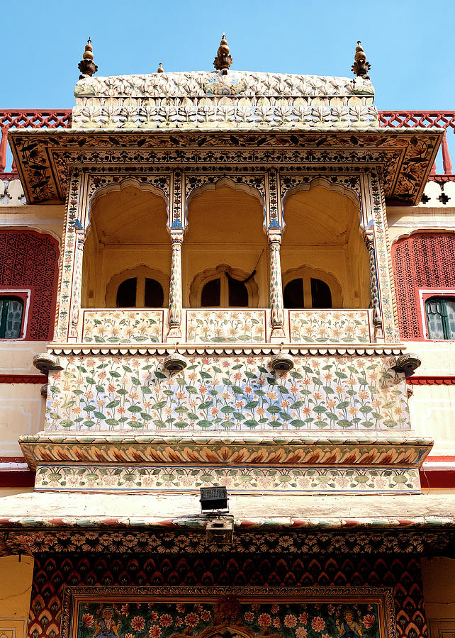 Balcony in the City Palace, Jaipur Photograph by Doug Matthews