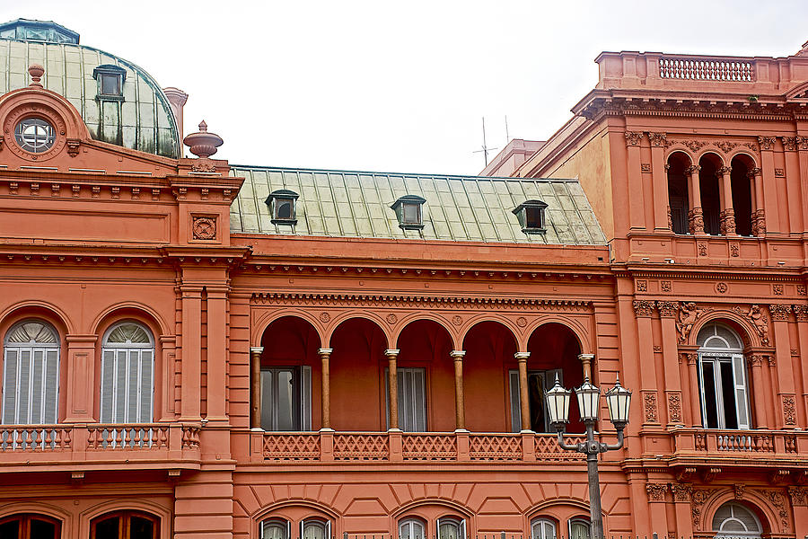 Balcony Of Casa Rosada Where Eviita Peron Bid Farewell To Her Country ...