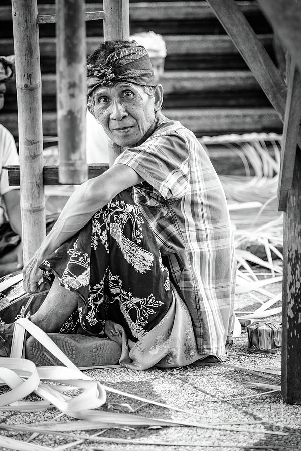 Balinese man prepares for full moon festival at temple near Ubud, Bali - Black and White by Global Light Photography - Nicole Leffer Balinese man prepares for full moon festival at temple near Ubud, Bali - Black and White by Global Light Photography - Nicole Leffer