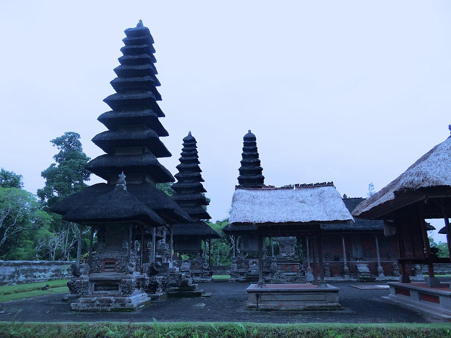 Unschooling Photograph - Balinese Temple on side by Exploramum Exploramum Unschooling Photograph - Balinese Temple on side by Exploramum Exploramum