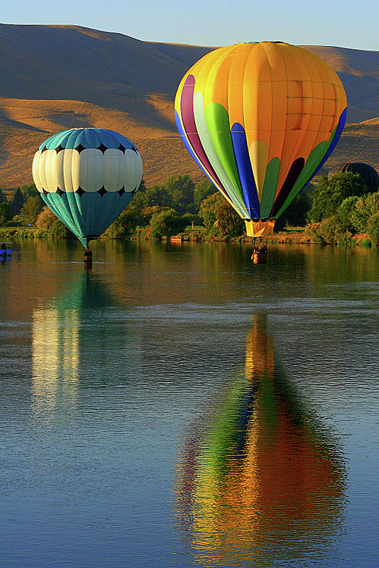 Balloons Photograph By Laurie Prentice - Fine Art America