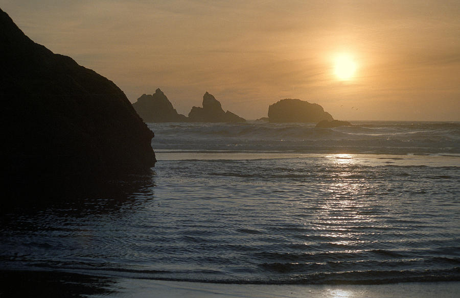 Bandon OR - Sunset At Face Rock Beach Photograph by Mark Fuller