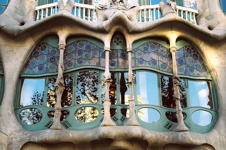 Barcelona Photograph by Claude Taylor