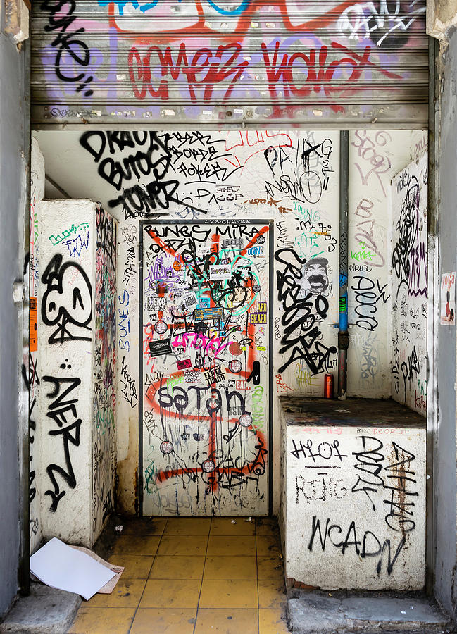 Barcelona Door Photograph by Steven Richman