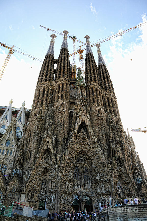 Barcelona Gaudis La Sagrada Familia  Photograph by Chuck Kuhn