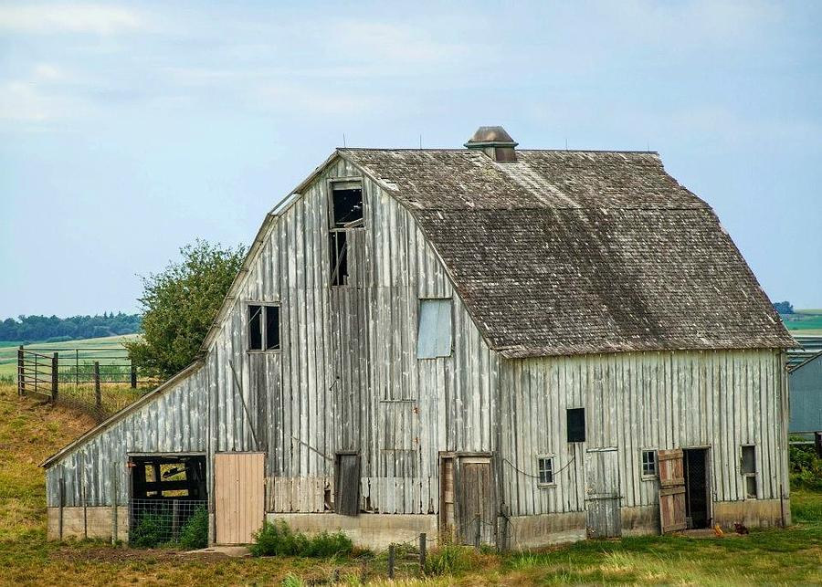 Barn 1 Photograph by Cathy Smith - Fine Art America