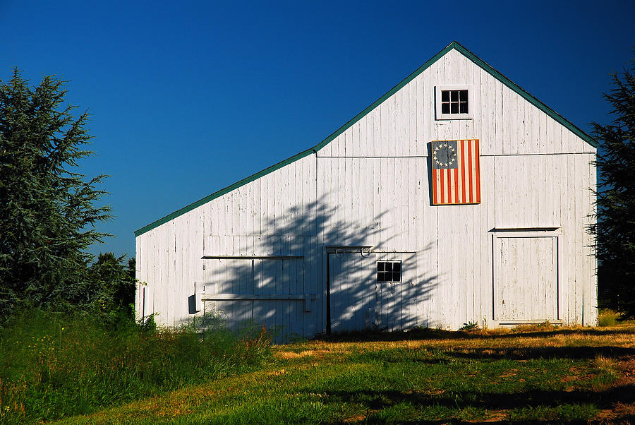 Barn Americana Photograph by James Kirkikis