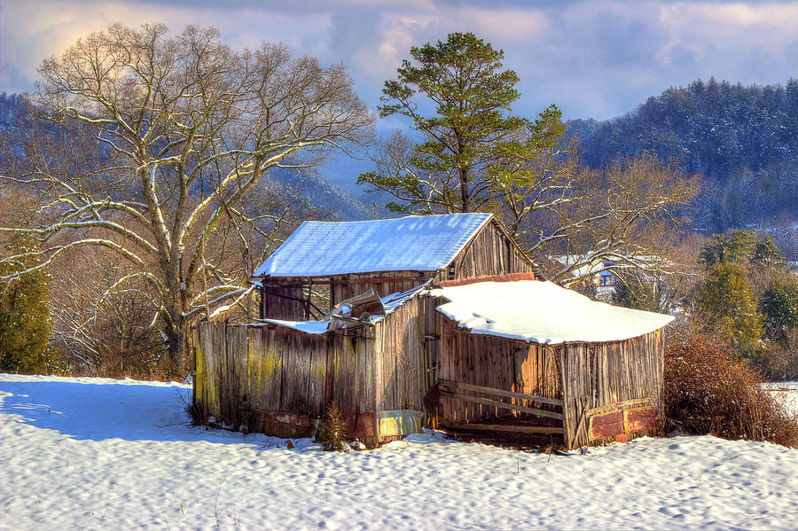Barn In The Smokies 2 Photograph by Michael Eingle