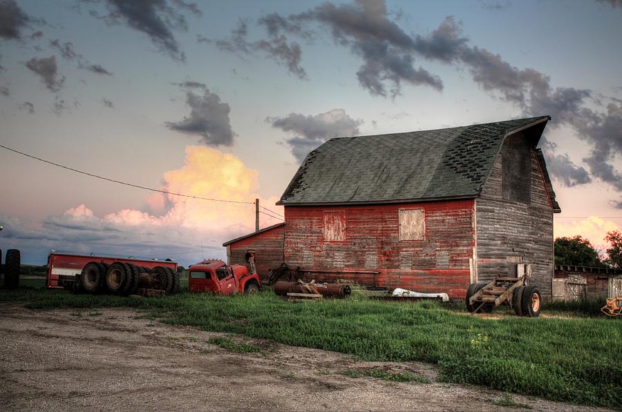 Barn of better days Photograph by David Matthews