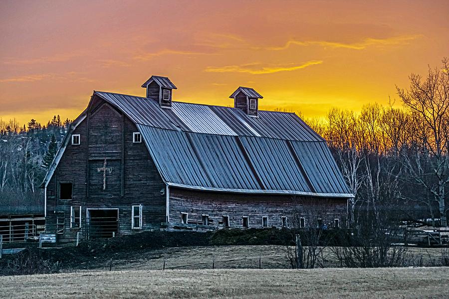 Barn Sunset Photograph by Doug Wallick