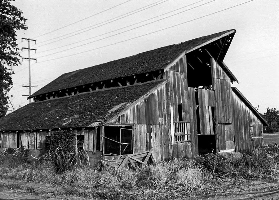 Barn with Hay Loft Photograph by Gene Parks