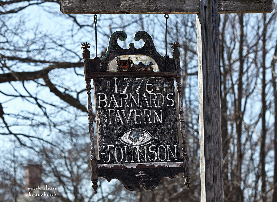 Barnards Tavern 1776 Photograph by Mark Alesse