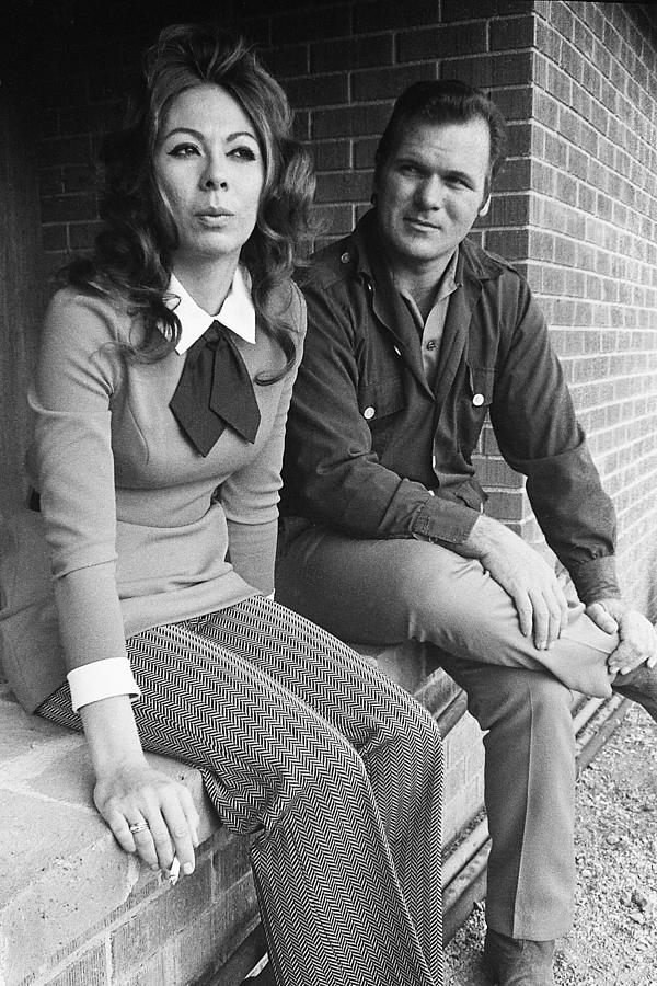 Barry Sadler and wife Lavona Tucson Arizona 1971 Photograph by David Lee Guss
