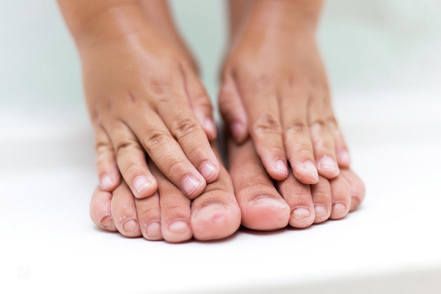 Bathtime Toes and Fingers by Geoffrey Lewis Bathtime Toes and Fingers by Geoffrey Lewis