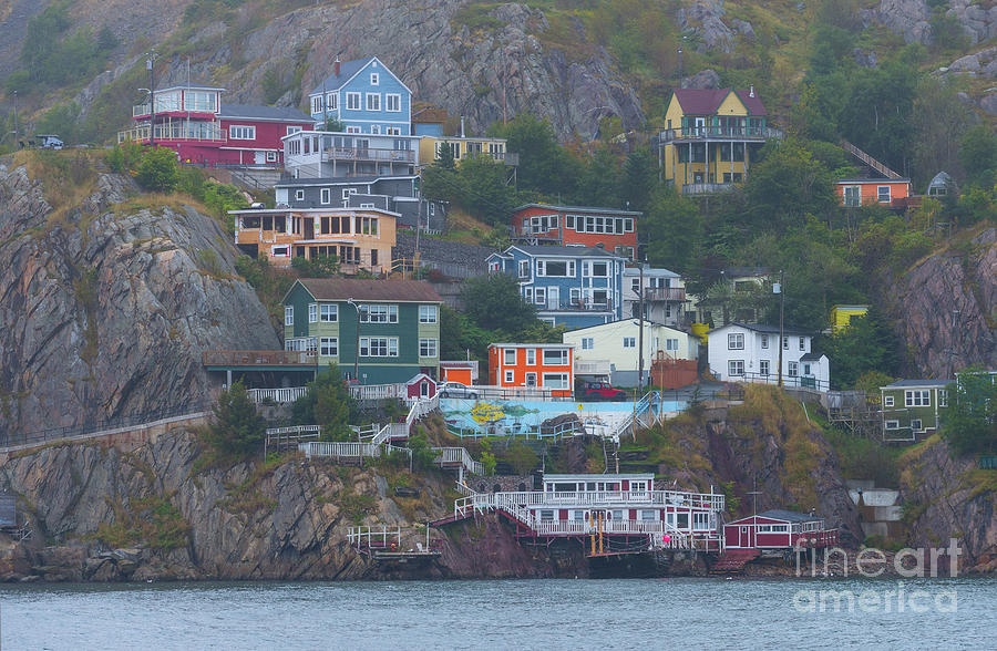 Battery homes in St. Johns, Newfoundland Photograph by Les Palenik