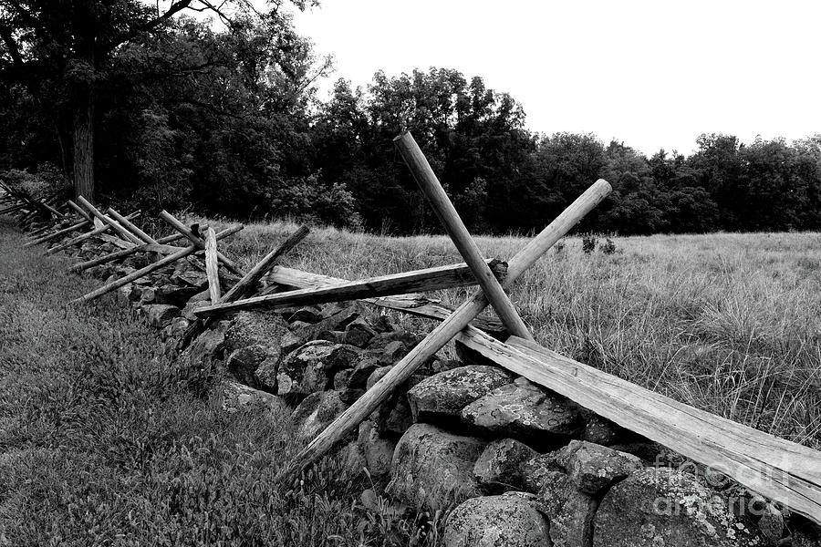 Battle Fence in Gettysburg in black and white Photograph by Paul Ward