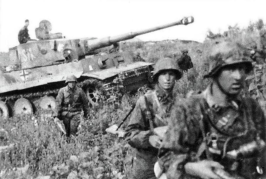  Battle of Kursk  2nd SS Panzer Division soldiers Tiger I tank 1943 Photograph by David Lee Guss