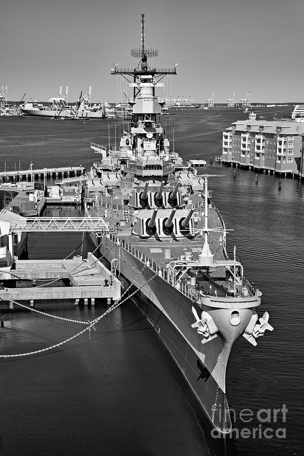 Battleship Wisconsin bw Photograph by Jerry Fornarotto