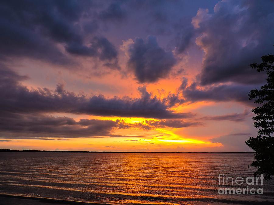 Bay Shore Sunset Photograph by Marilee Noland - Fine Art America