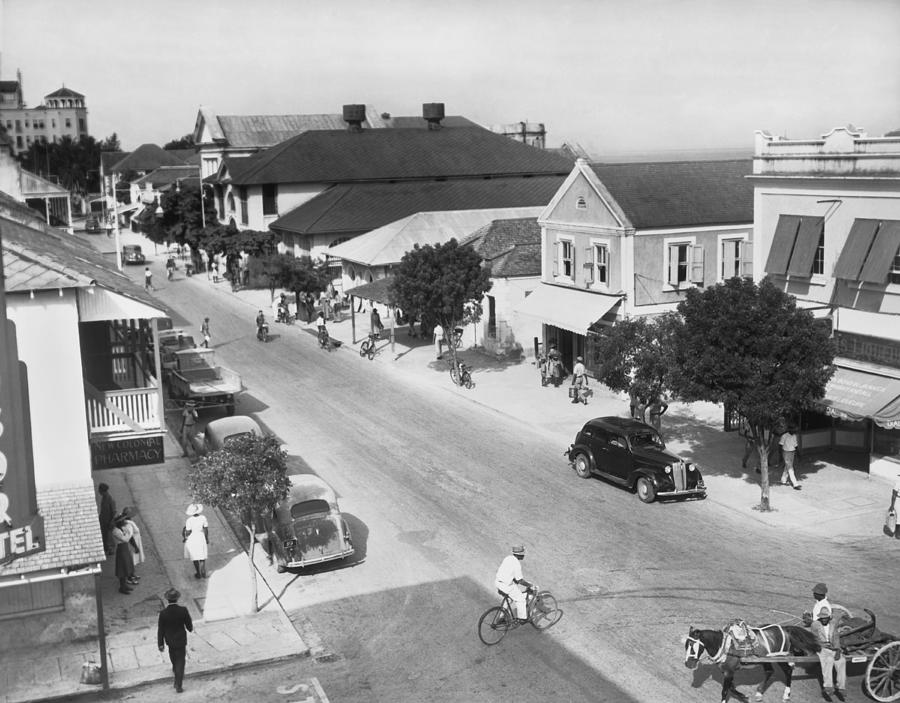 Bay Street In Nassau Photograph by Underwood Archives
