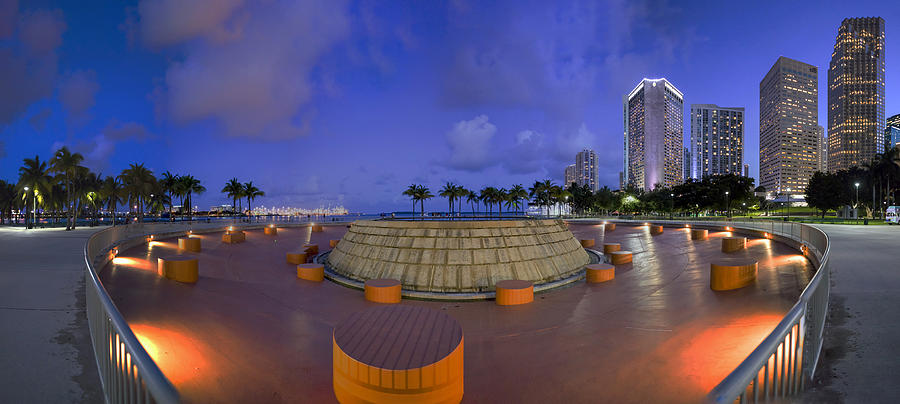 Miami Photograph - Bayside Park Fountain by Lynn Palmer