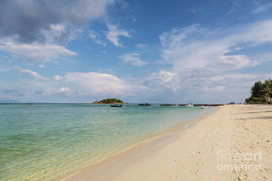 Beach in Koh Lipe in Thailand Photograph by Didier Marti