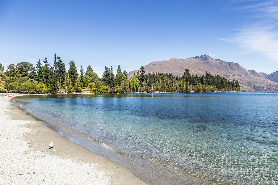 Beach in Queenstown, New Zealand Photograph by Didier Marti
