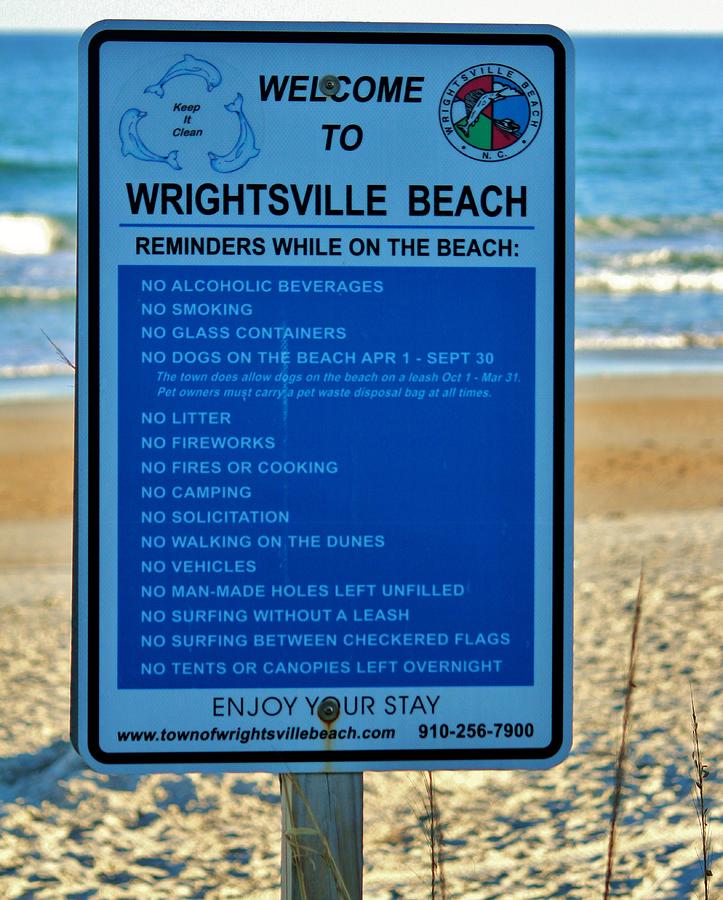 Beach Rules Photograph by Cynthia Guinn