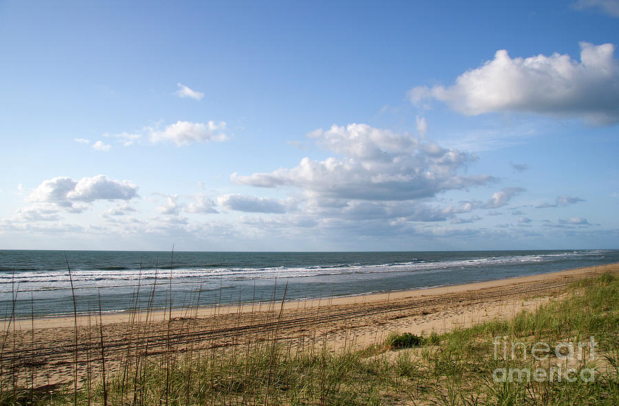 Beach Scene Photograph by Jill Lang