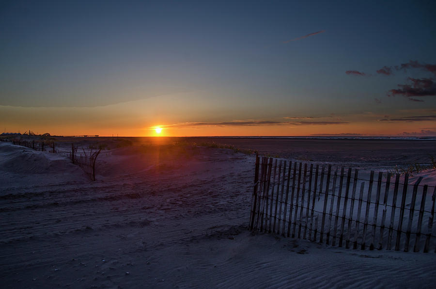 Beach Sunrise - Wildwood Crest Photograph by Bill Cannon