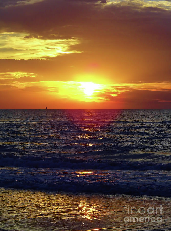 Beach Sunset Beauty Photograph by D Hackett